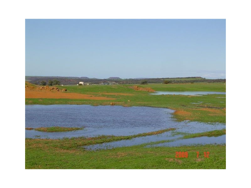 18 James Eastough Rd, Howatharra WA 6532