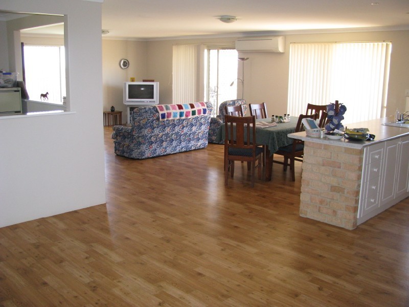 41 Wahn Ave, Waggrakine WA 6530