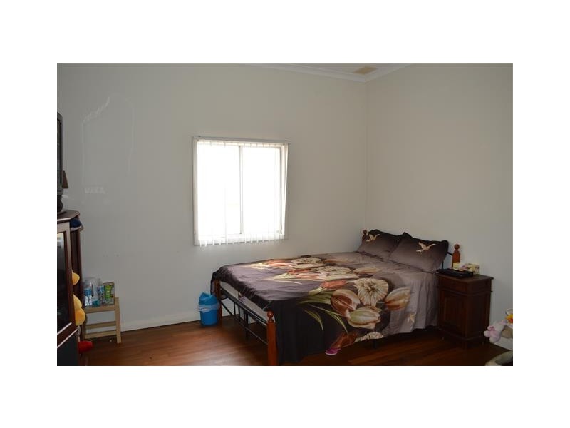 229A Fourth Street, Wonthella WA 6530