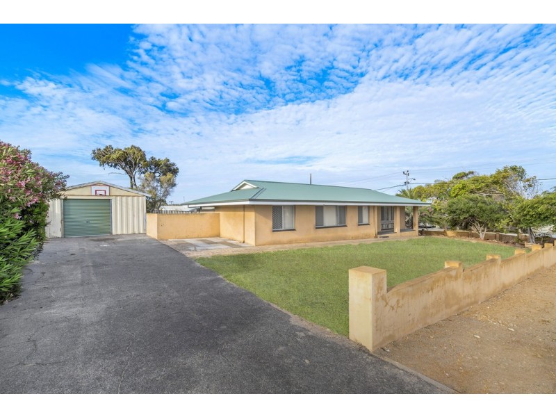 10 Forden Street, Mount Tarcoola WA 6530