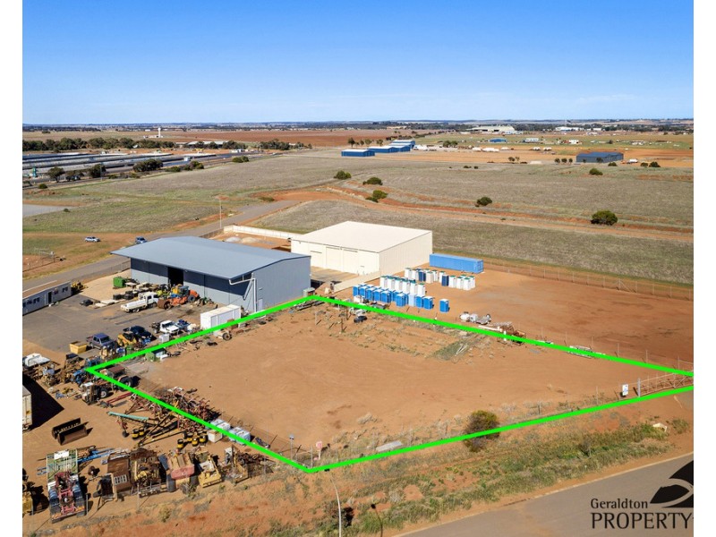 15 Yarryana Drive, Meru WA 6530