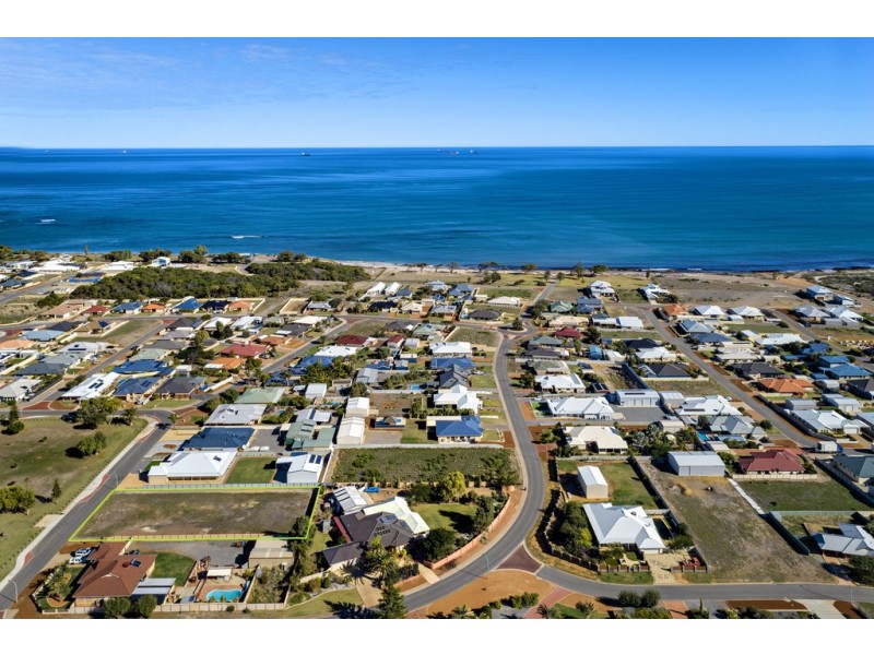 33 Parkvista Square, Drummond Cove WA 6532