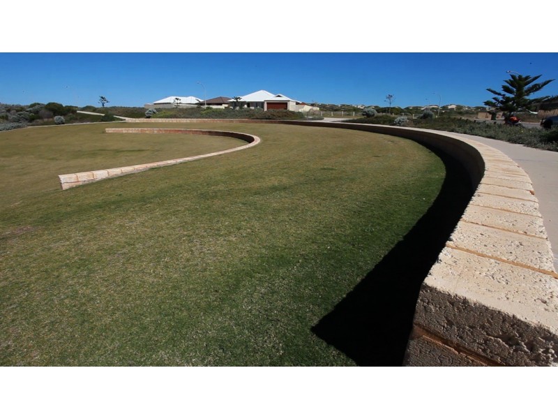 25 Forecastle Street, Sunset Beach WA 6530