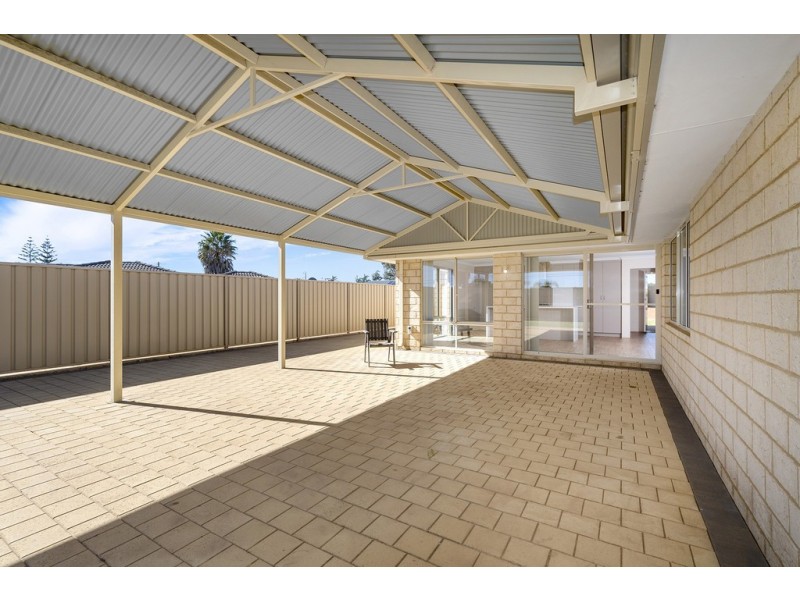 10 Rosapark Boulevard, Webberton WA 6530