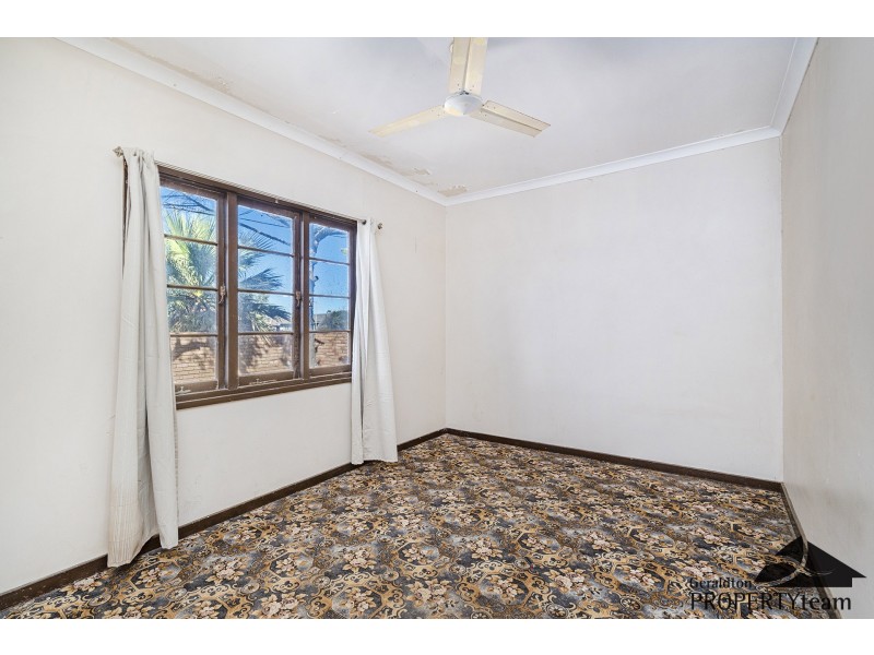 13 Whitfield Street, Beachlands WA 6530