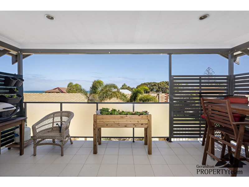 4/305 Chapman Road, Bluff Point WA 6530
