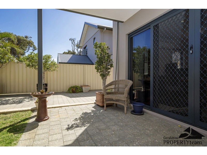 4/305 Chapman Road, Bluff Point WA 6530