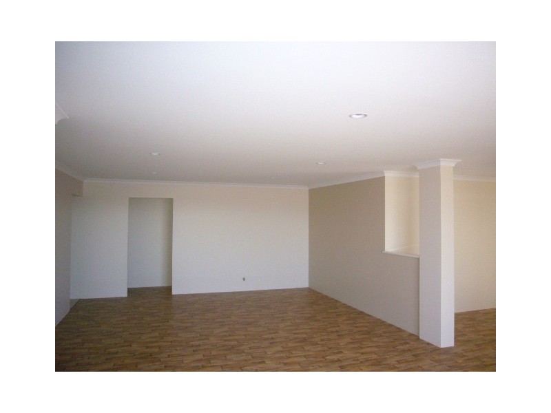 11 Ada Wynd, Wandina WA 6530