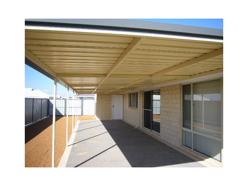 11 Ada Wynd, Wandina WA 6530