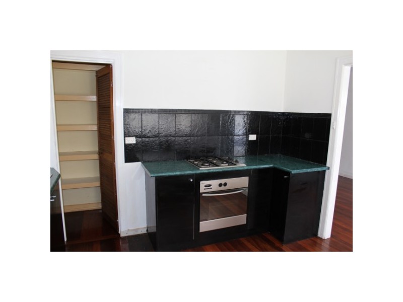 207A Fifth Street, Wonthella WA 6530