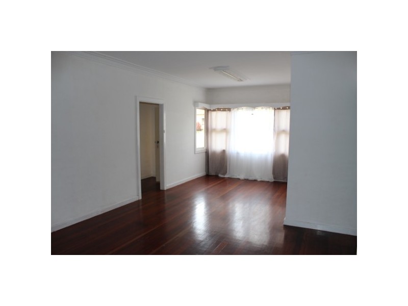 207A Fifth Street, Wonthella WA 6530