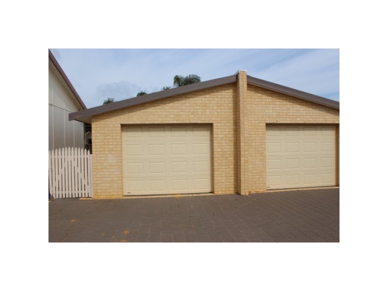 207A Fifth Street, Wonthella WA 6530