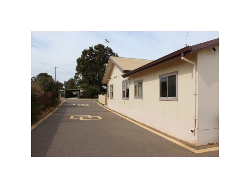 207A Fifth Street, Wonthella WA 6530