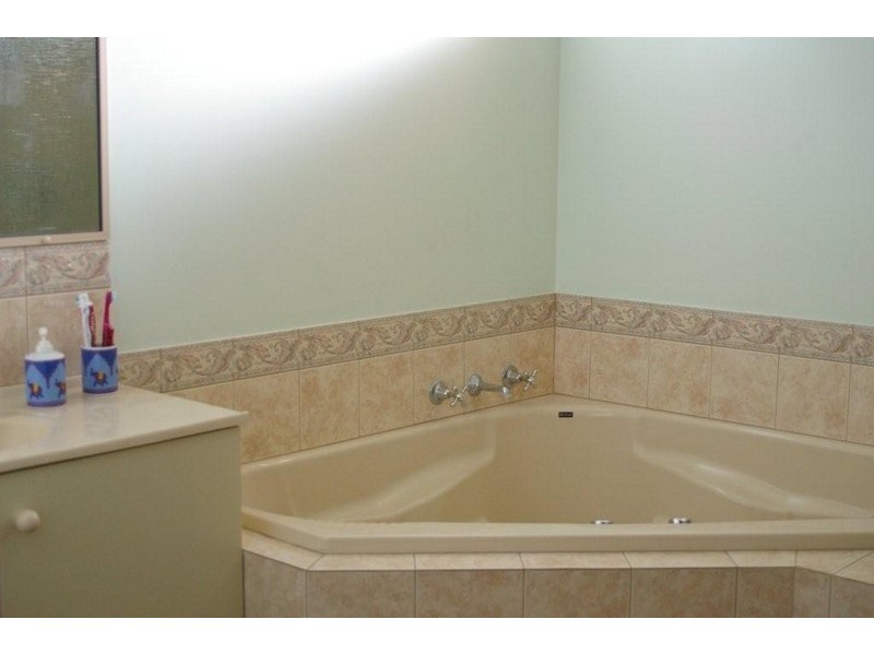 272 Durlacher St, Geraldton WA 6530