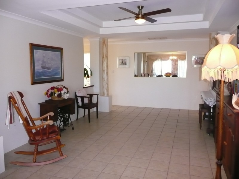 5 Bayside Blvd, Drummond Cove WA 6532