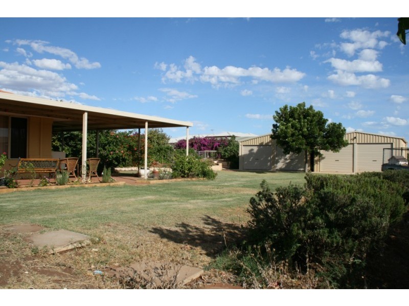 5 Bayside Blvd, Drummond Cove WA 6532