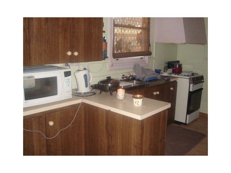 16 Cypress St, Rangeway WA 6530