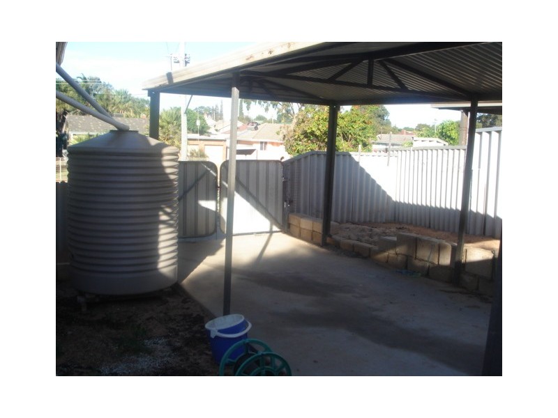 16 Cypress St, Rangeway WA 6530