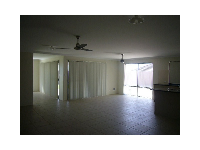 8 Alera Entrance, Wandina WA 6530