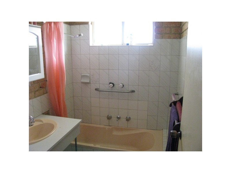 1 Eddington Close, Rangeway WA 6530