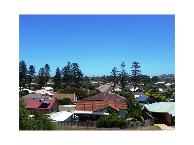 21 Hill Way, Geraldton WA 6530