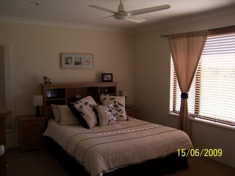 19 Polwarth Pde, Deepdale WA 6532