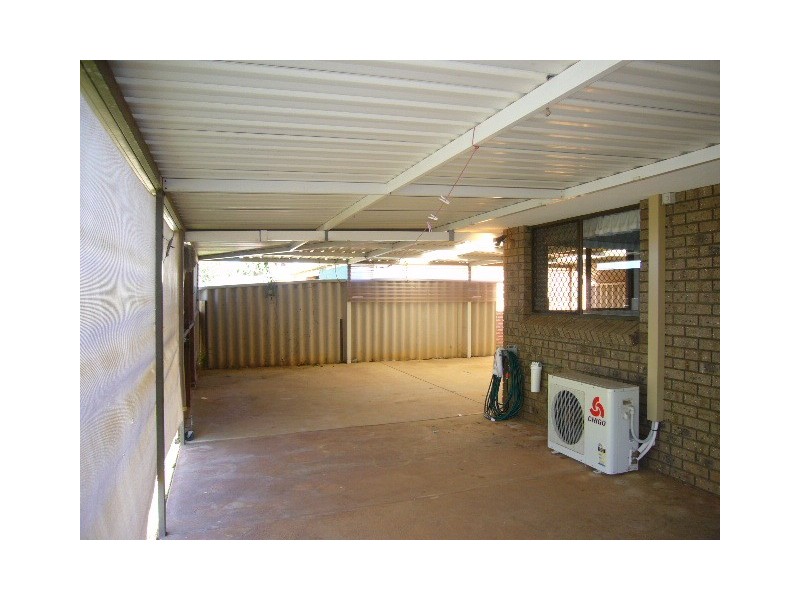 65 Blencowe Rd, Utakarra WA 6530