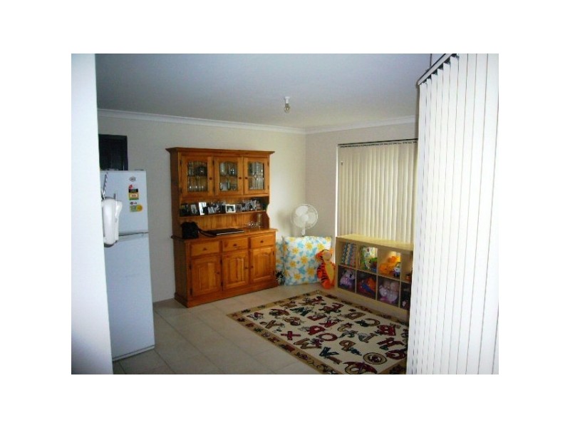 9 Schooner Pass, Glenfield WA 6532