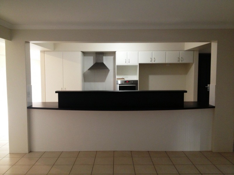 9 Schooner Pass, Glenfield WA 6532