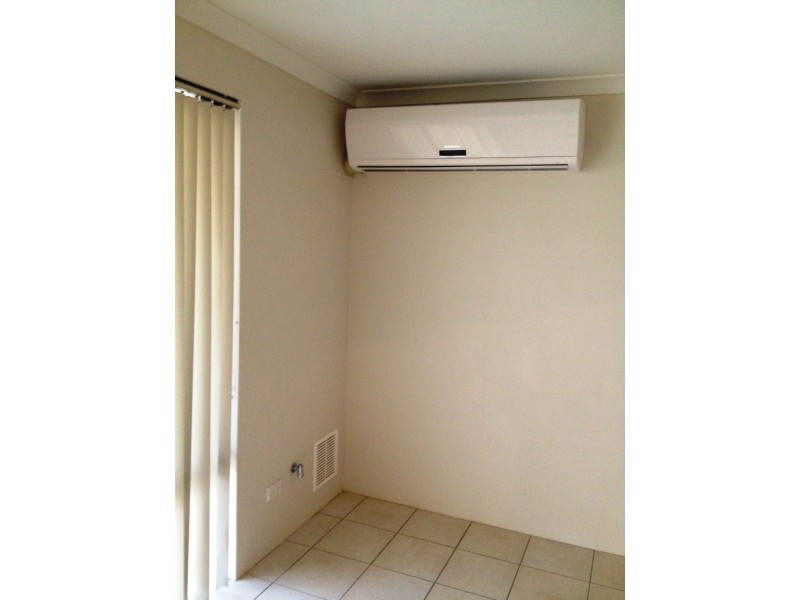 9 Schooner Pass, Glenfield WA 6532