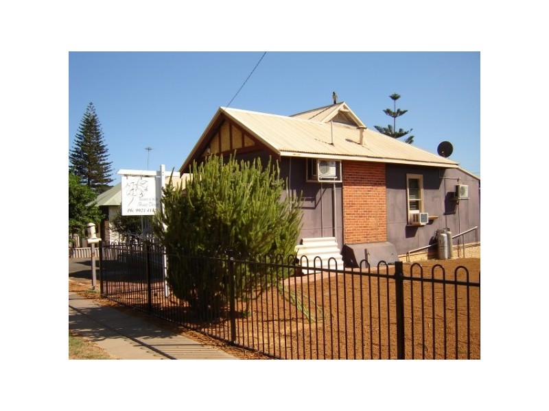 148 Durlacher St, Geraldton WA 6530