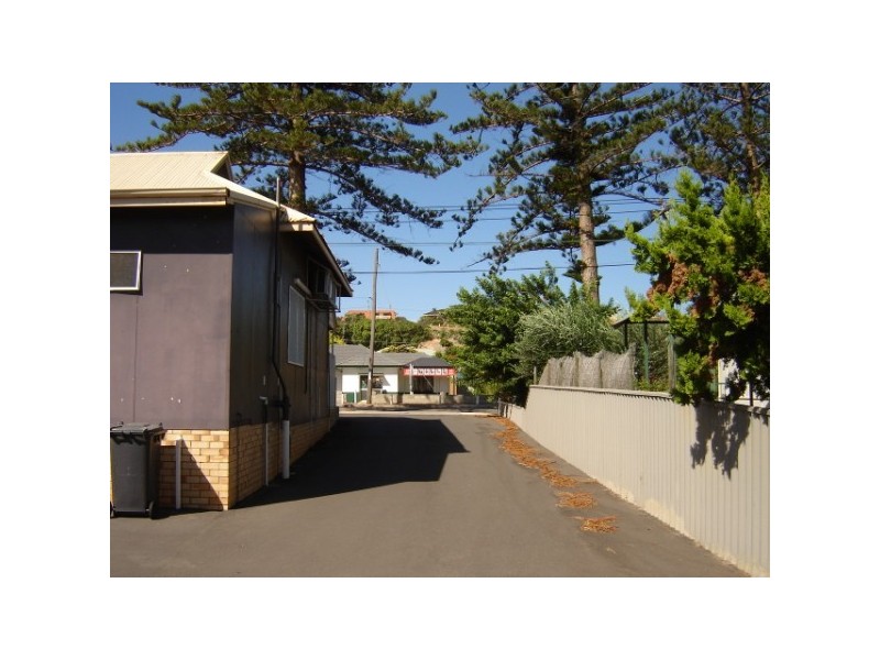 148 Durlacher St, Geraldton WA 6530