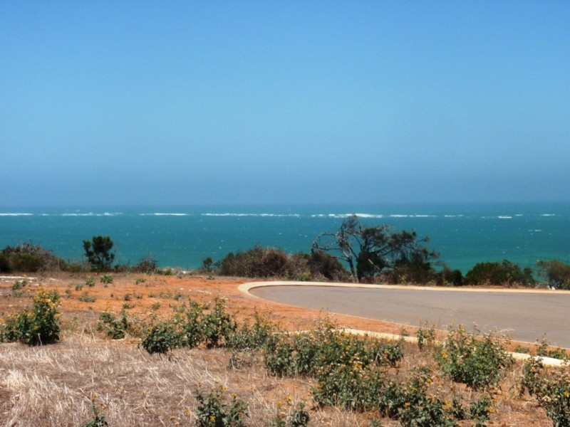 2 Highland Loop, Wandina WA 6530