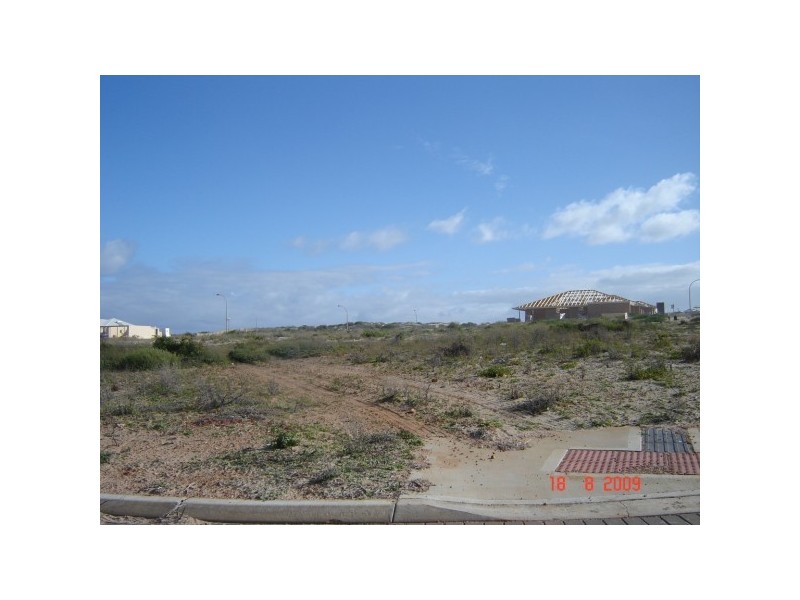 37 Sail Blvd, Sunset Beach WA 6530