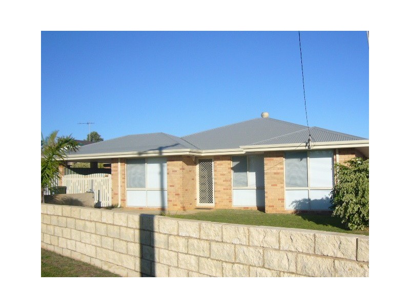 8 Teviot Close, Cape Burney WA 6532