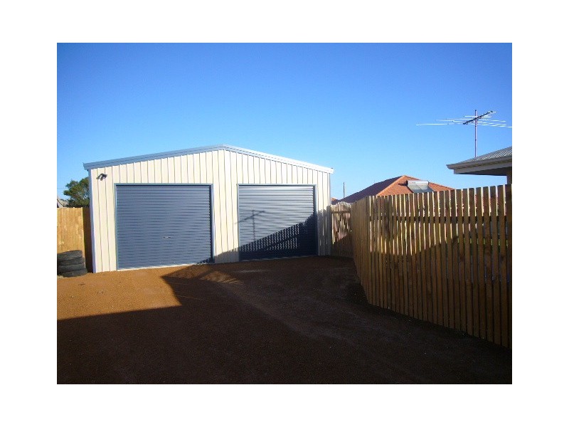 8 Teviot Close, Cape Burney WA 6532