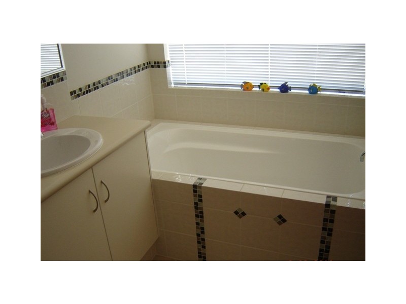 10 Seastar Cove, Sunset Beach WA 6530