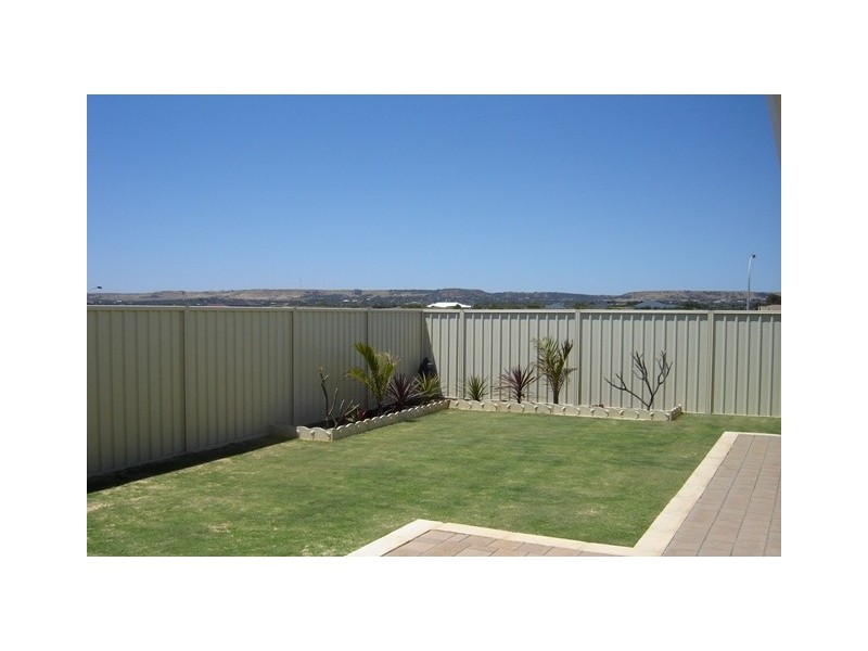 10 Seastar Cove, Sunset Beach WA 6530