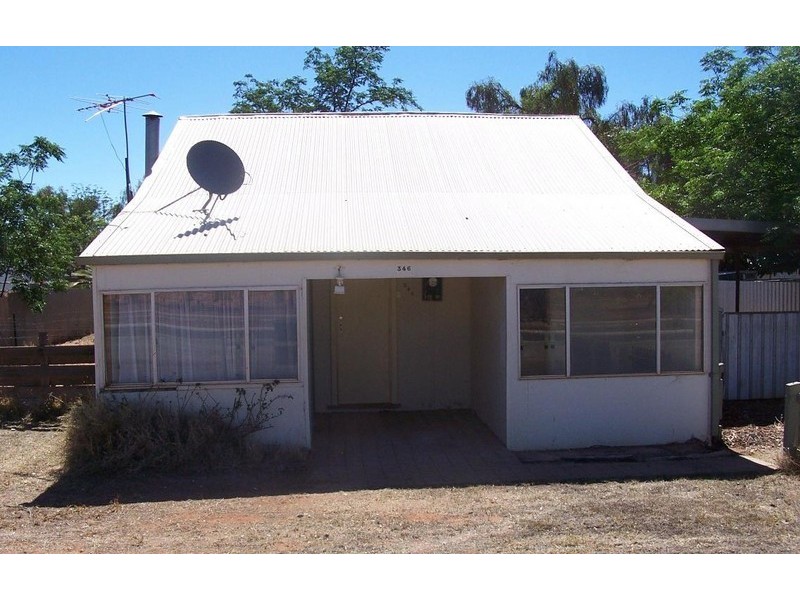 24 Attwood Street, Mount Magnet WA 6638