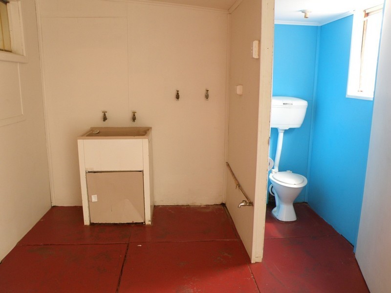 24 Attwood Street, Mount Magnet WA 6638