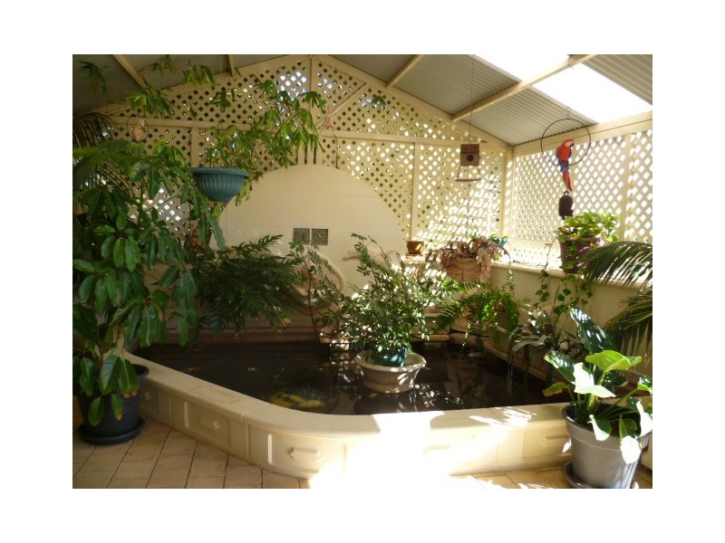 42 Waterfront Circle, Drummond Cove WA 6532