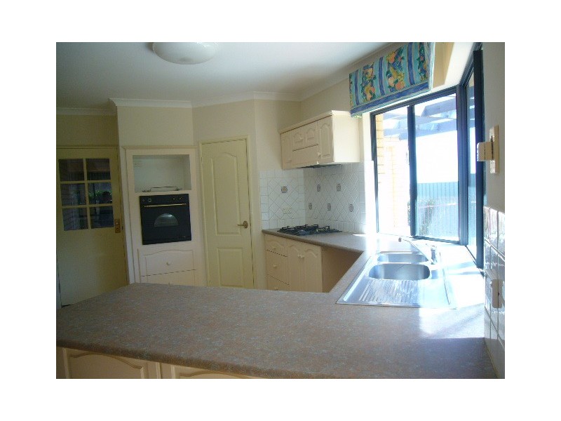 24 Quayside Vista, Drummond Cove WA 6532