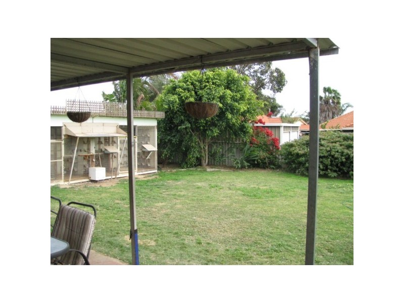 21 Solomon Circle, Karloo WA 6530