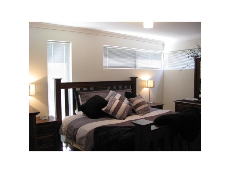 3 Tartan Place, Wandina WA 6530