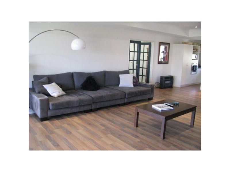 3 Tartan Place, Wandina WA 6530