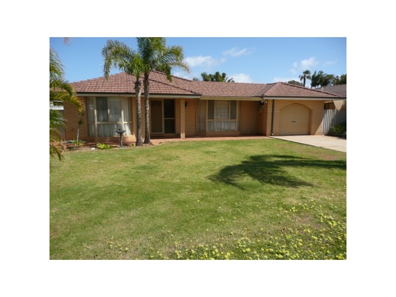 13 Pinna Way, Sunset Beach WA 6530