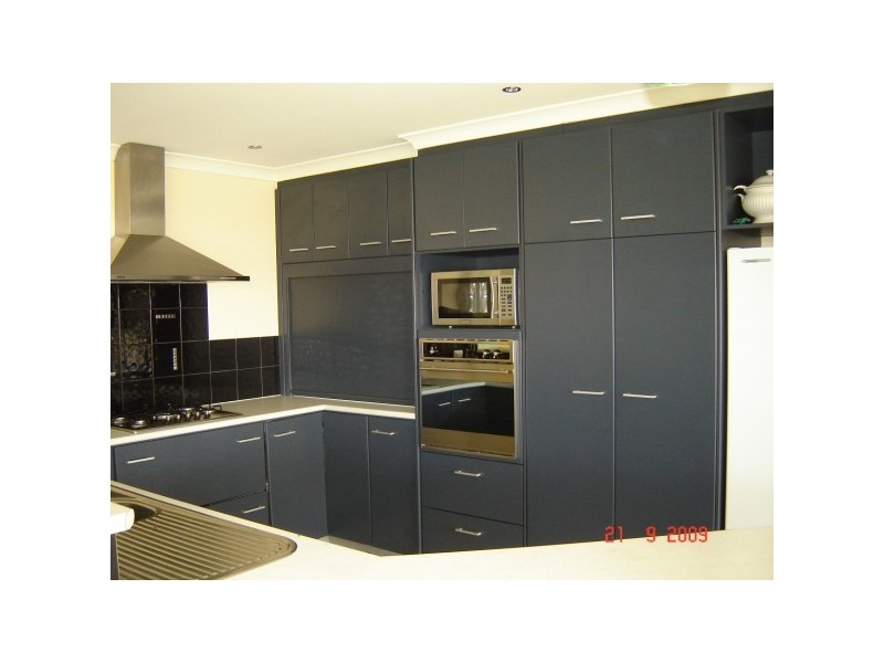 10 Ajax Drive, Wandina WA 6530