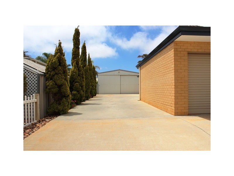 12 River Drive, Cape Burney WA 6532
