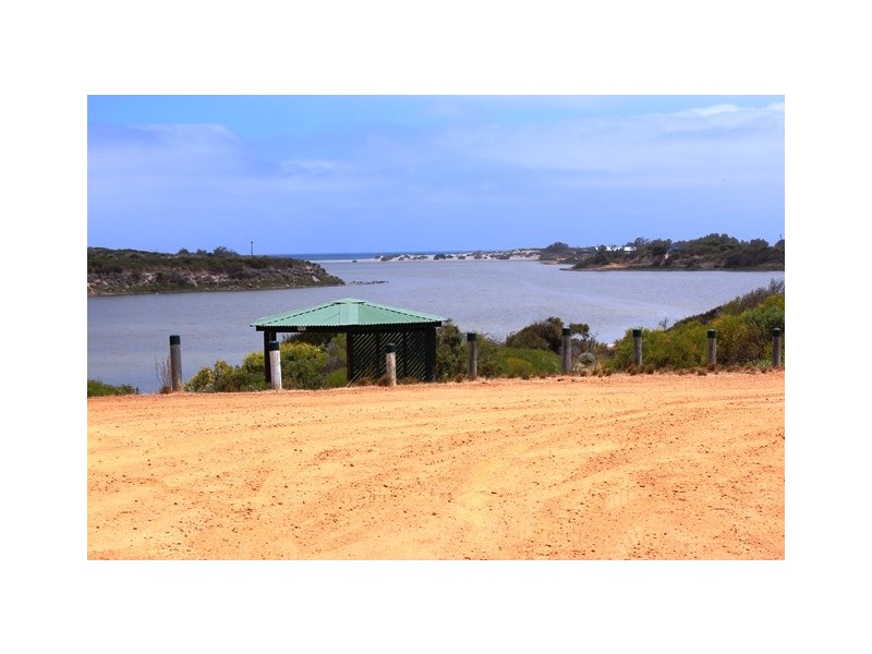 12 River Drive, Cape Burney WA 6532