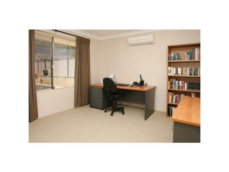 5 Toba Nook, Wandina WA 6530